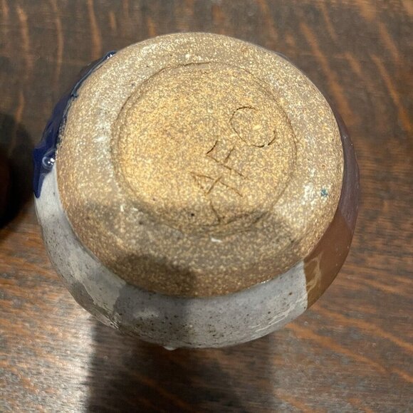 Handcrafted Art Studio Stoneware‎ Pottery Mug Artist Signed Sz 5" X 3.5" - Picture 7 of 7